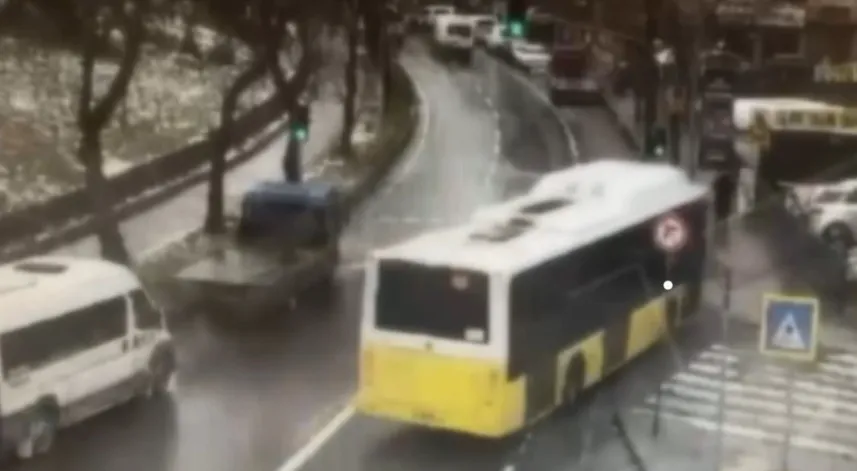 Esenler'de otoparka dalan İETT otobüsünün altında kalmaktan son anda kurtuldu