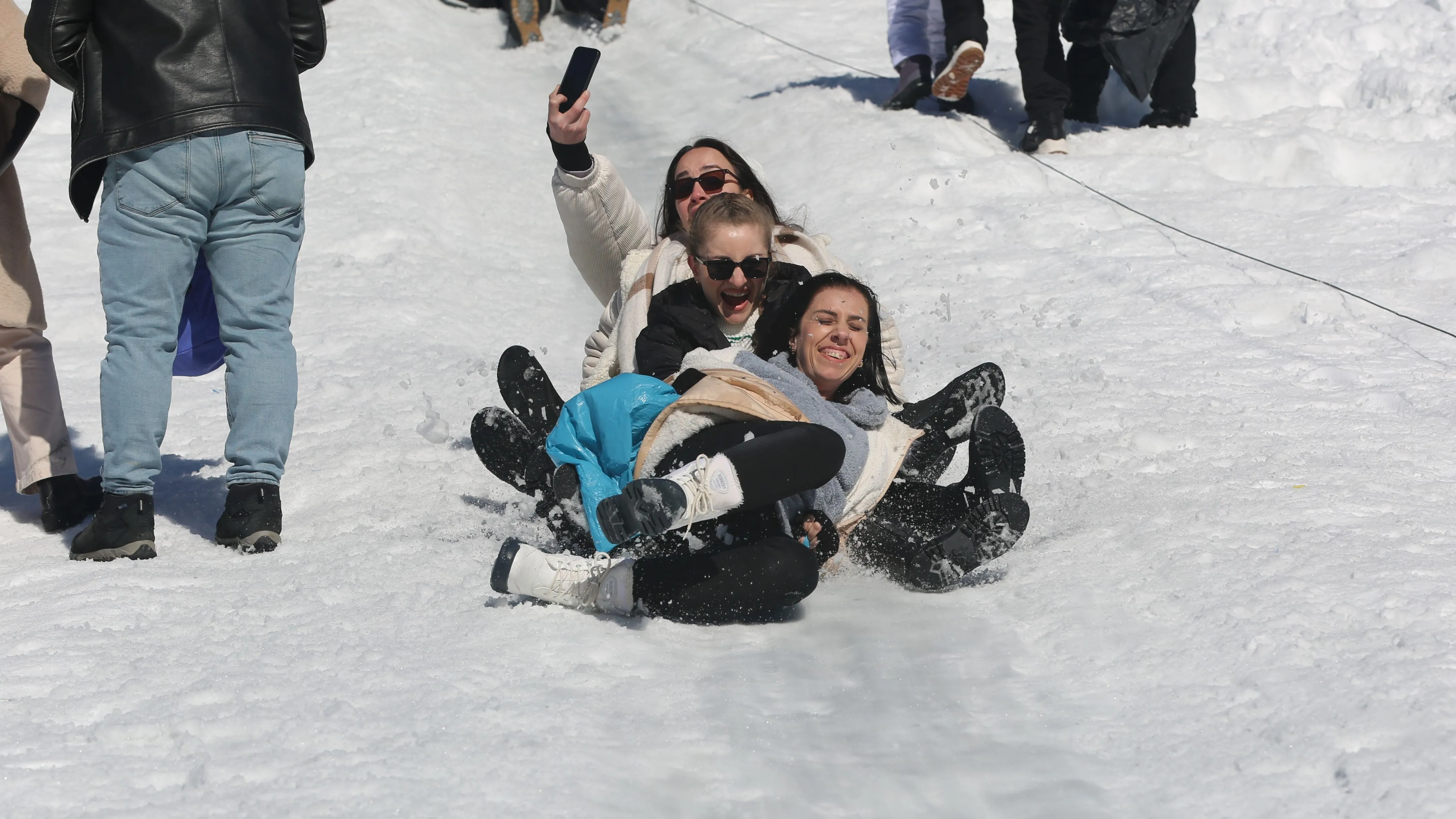 Ardeşen Belediyesi’nden Ayder Kardan Adam Festivali’ne ücretsiz ulaşım desteği