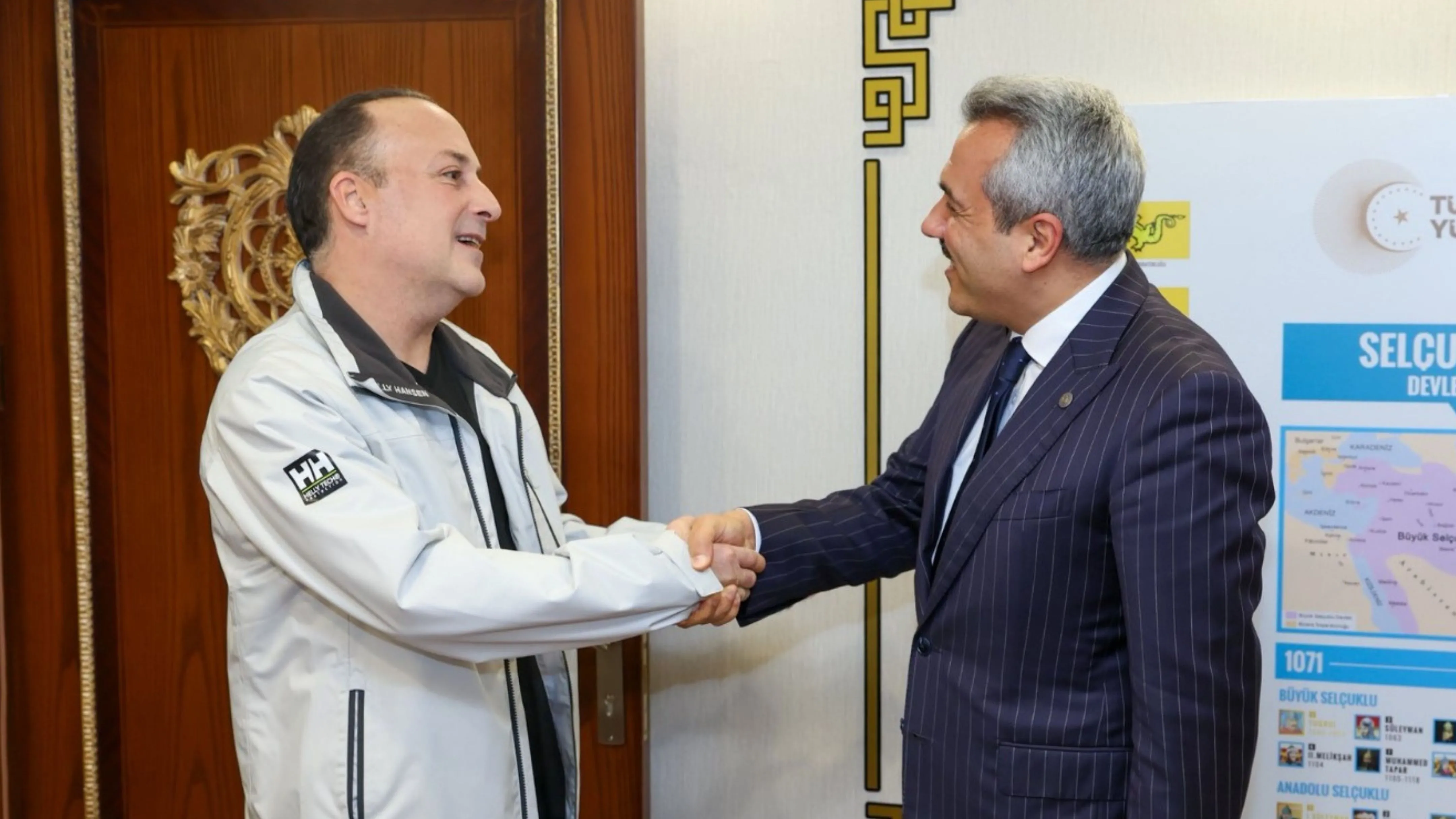 Ünlü oyuncu Tolga Çevik, Rize'ye geldi