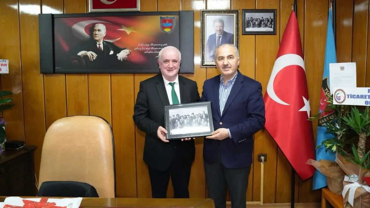 Turan Akbulut’a Rahmi Metin’den Hayırlı Olsun Ziyareti