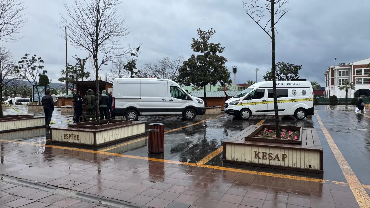 Giresun'da şüpheli valiz fünye ile patlatıldı