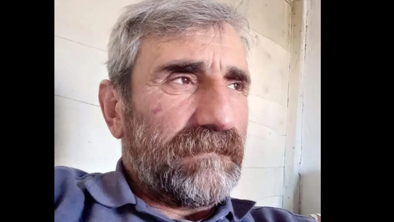 Devrilen traktörün sürücüsü öldü