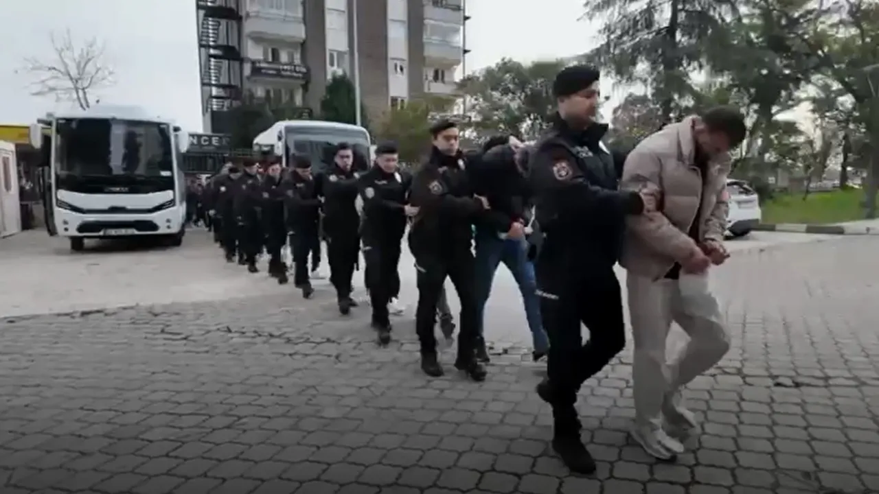 10 ilde 2,5 milyar lira hacimli yasa dışı bahis operasyonu; 14 tutuklama