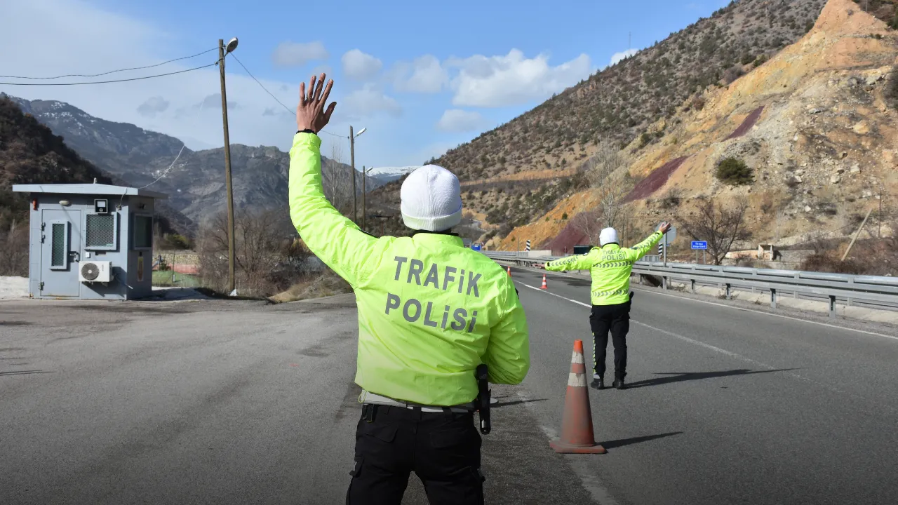 Gümüşhane'deki yaşam tünelinde 21 bin kişiye trafik kuralları anlatıldı