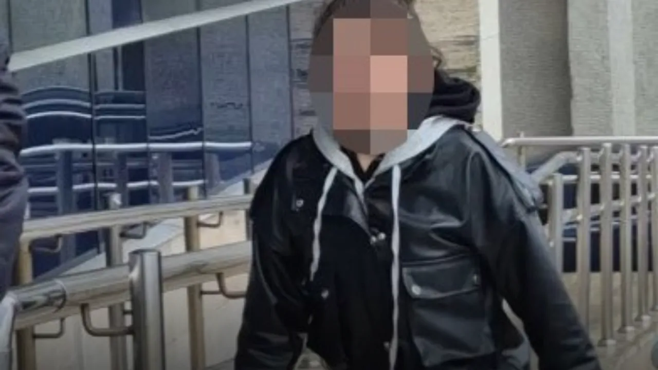 Minibüste Bulduğu Telefonla Banka Hesaplarını Boşalttı 