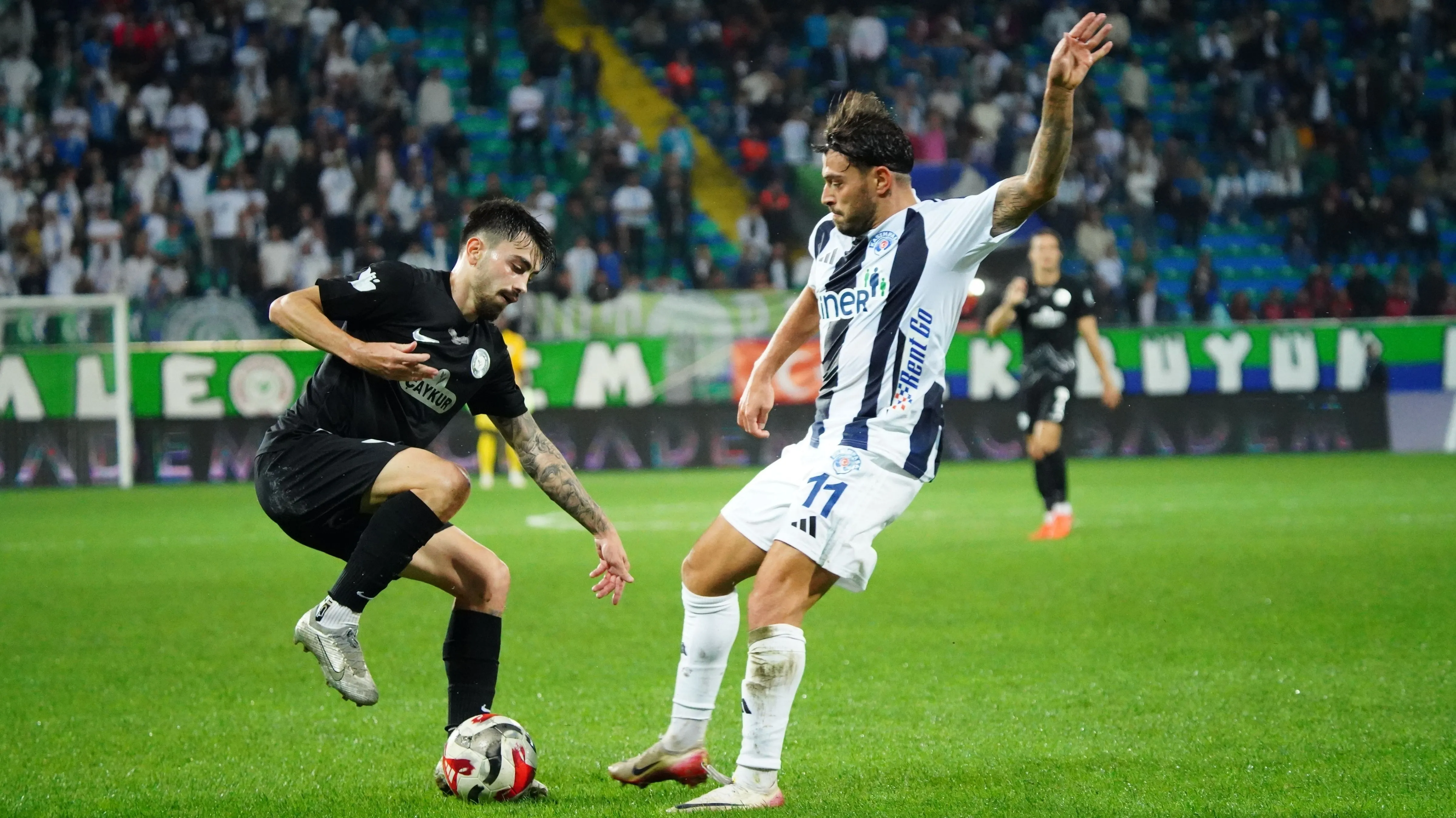 Çaykur Rizespor kritik maç için İstanbul deplasmanında