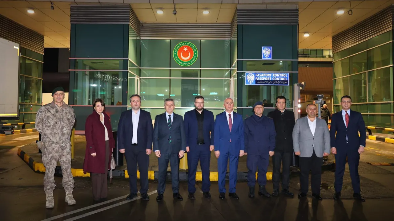 Sarp Sınır Kapısı'nda iftar programı düzenlendi