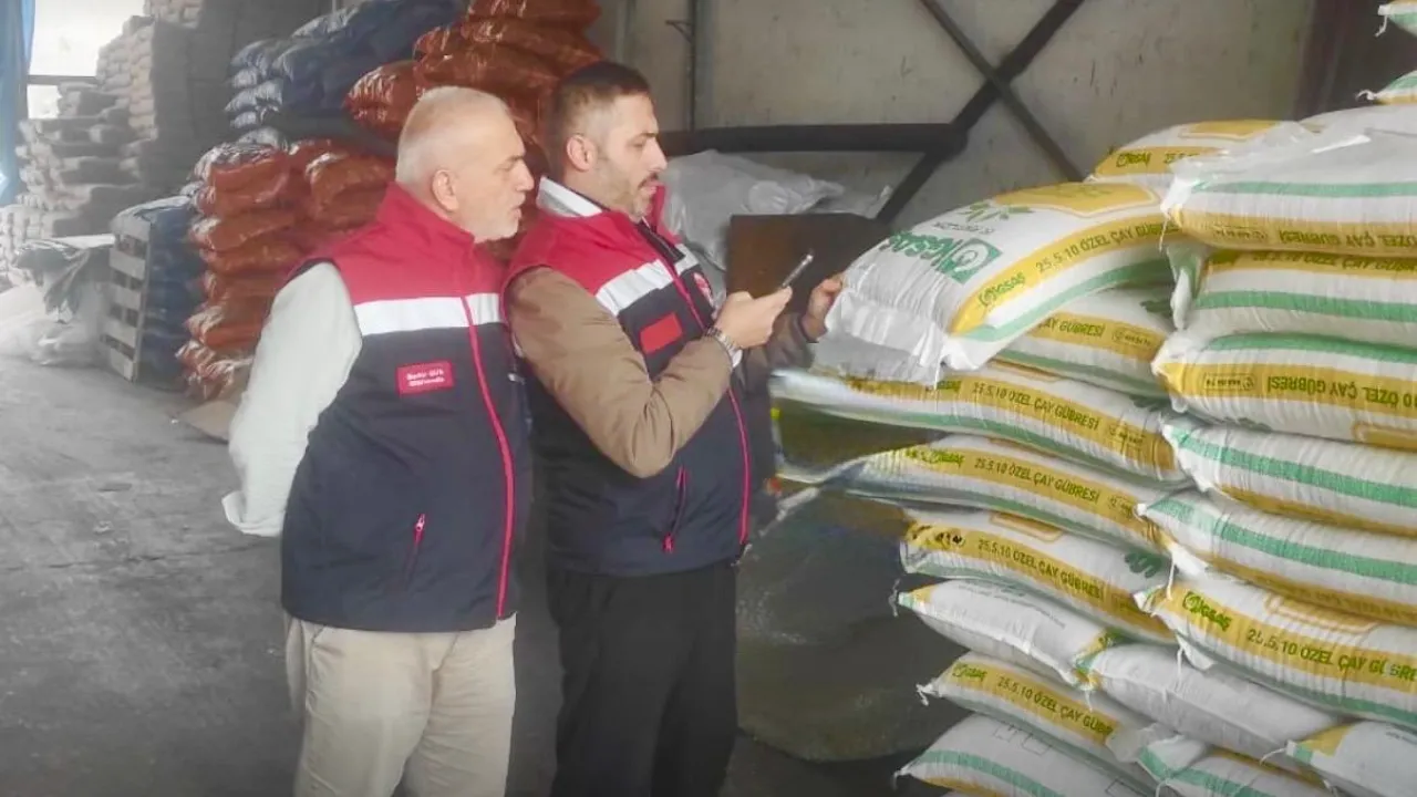Rize'de gübre bayilerinde denetim gerçekleştirildi.