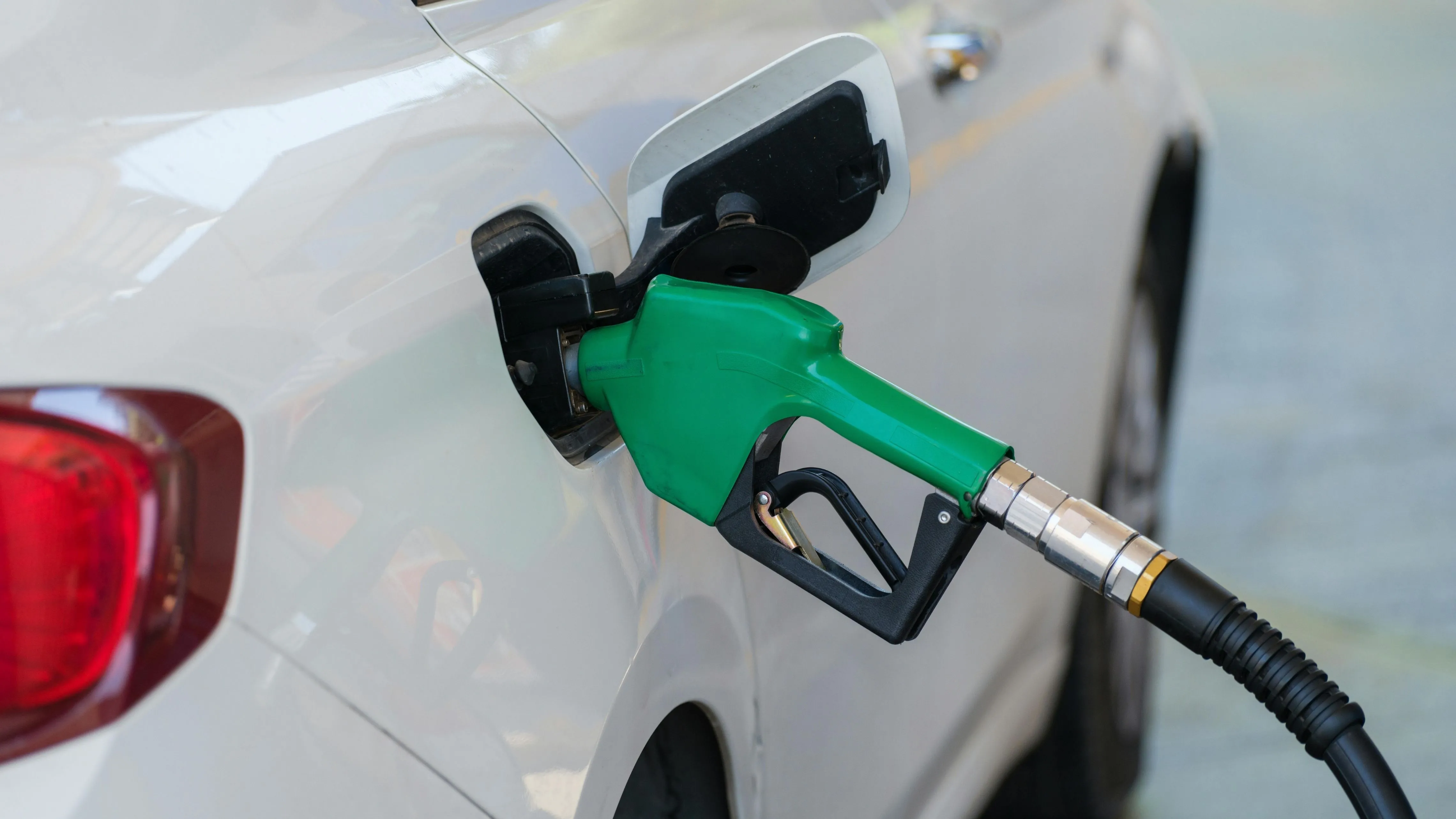 Motorin zammı iptal edildi