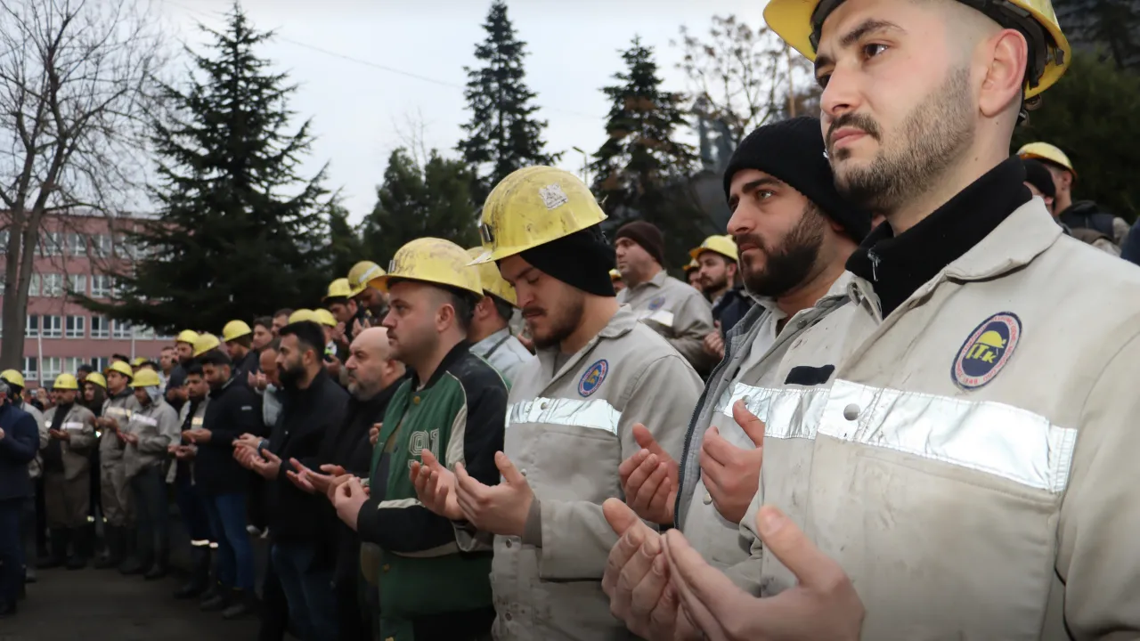 Zonguldak'ta 1983'teki grizu faciasında hayatını kaybedenler anıldı