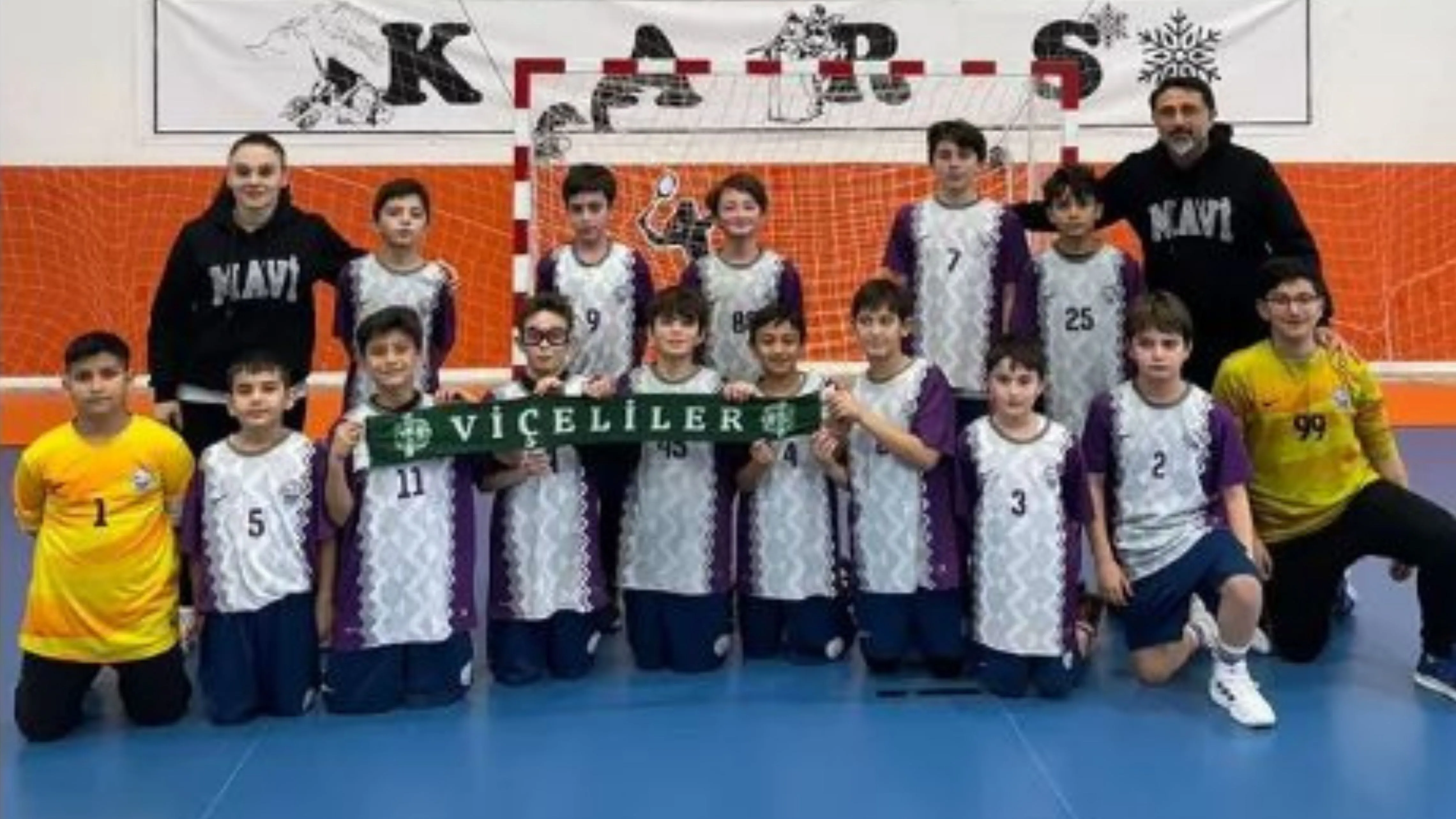 Fındıklı Aksu Atatürk İlk-Ortaokulu hentbol takımı Türkiye yarı finallerinde