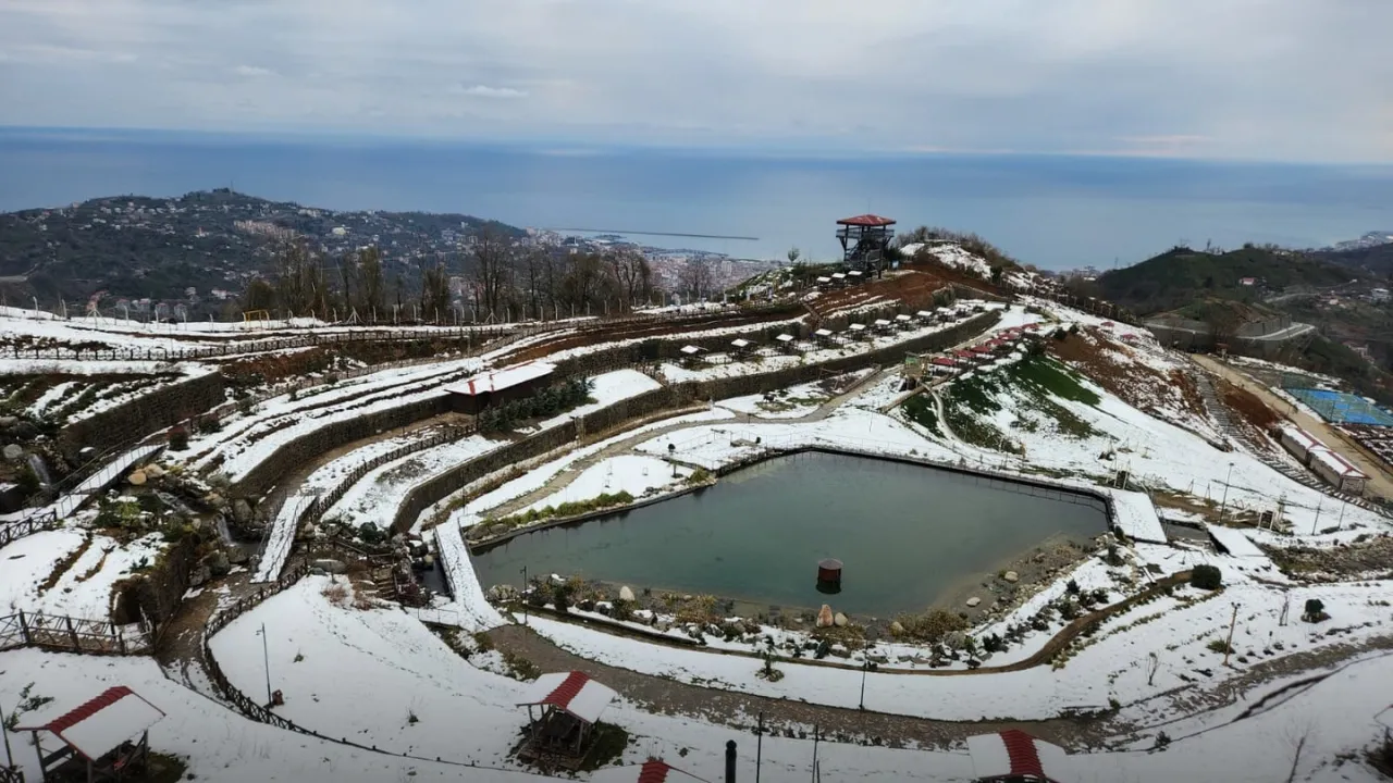 Isırlık Tabiat Parkı Karla Kaplandı: Rize’ye Beyaz Manzara