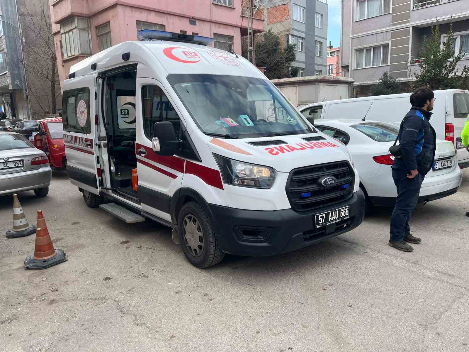 Sinop’ta otomobiller çarpıştı: 3 yaralı