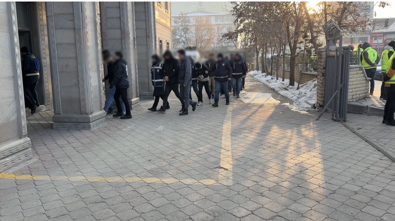 Ağrı merkezli yasa dışı bahis operasyonunda 65 tutuklama