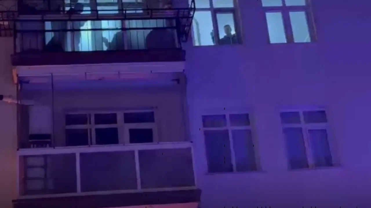 Çorum'da 3'üncü kattan düşen Alzheimer hastası hayatını kaybetti