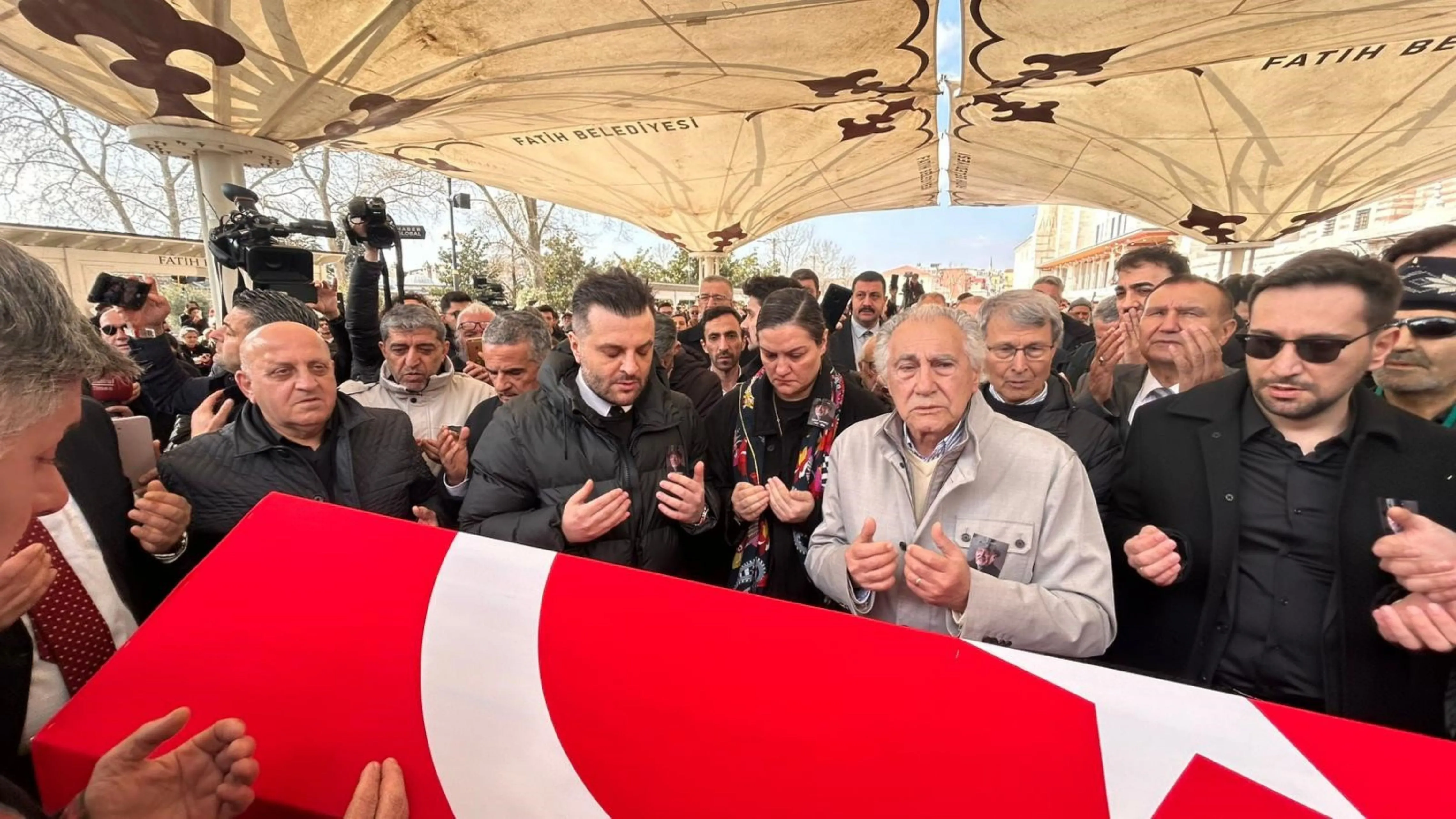 Prof. Dr. İlber Ortaylı için Galatasaray Üniversitesi'nde tören düzenlendi