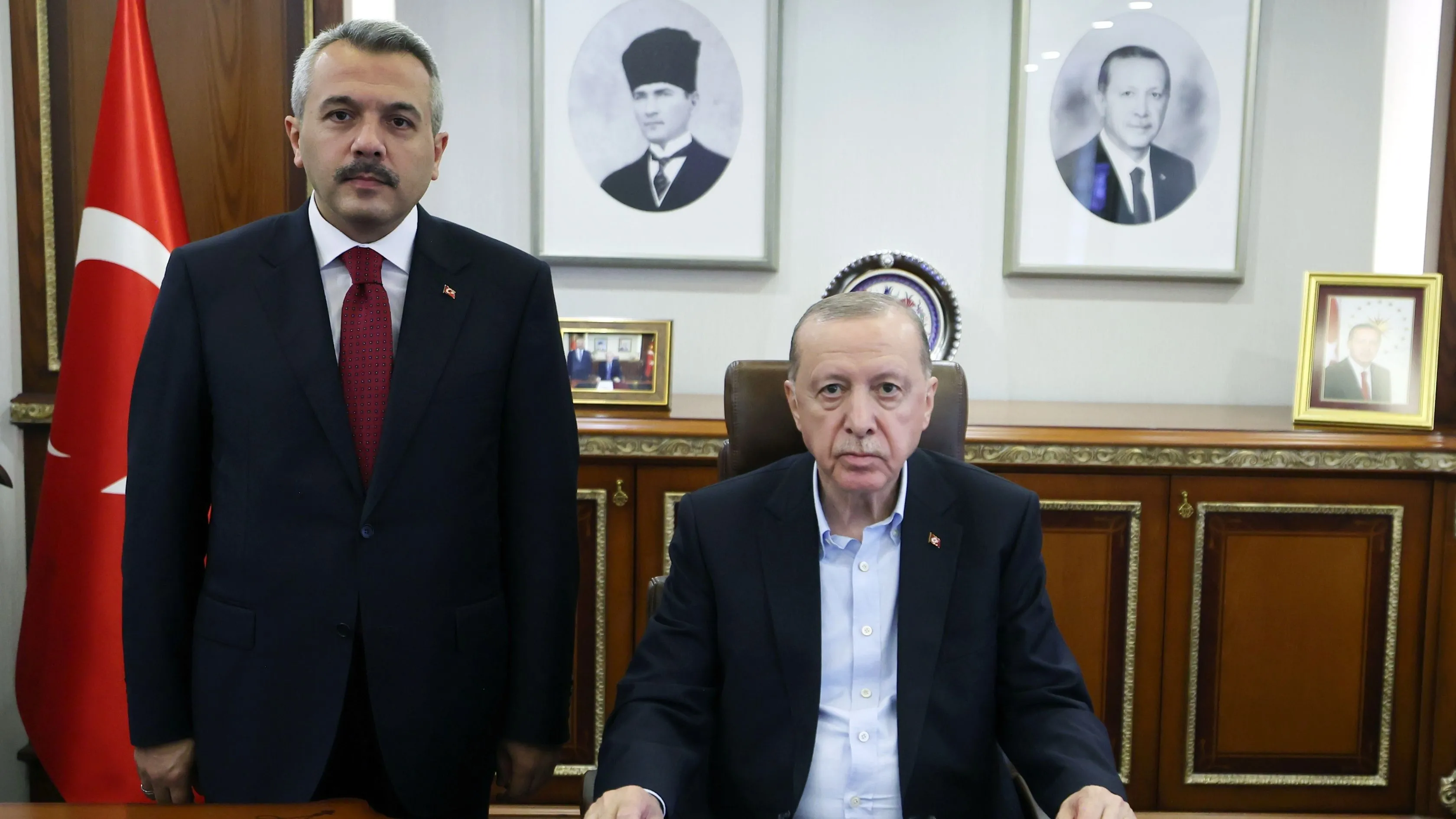 Cumhurbaşkanı Erdoğan, Rize Valiliğini ziyaret etti