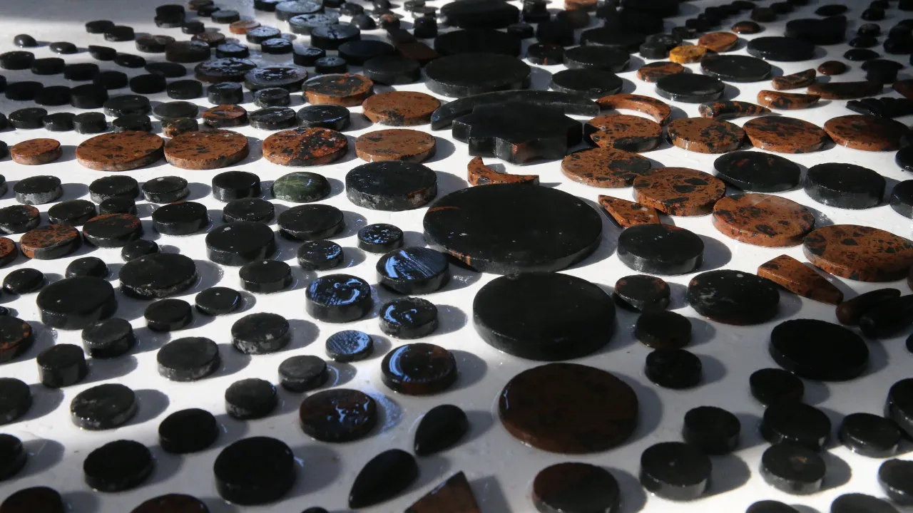 Tokat'ta siyah obsidyen taşından üretilen aynalar talep görüyor