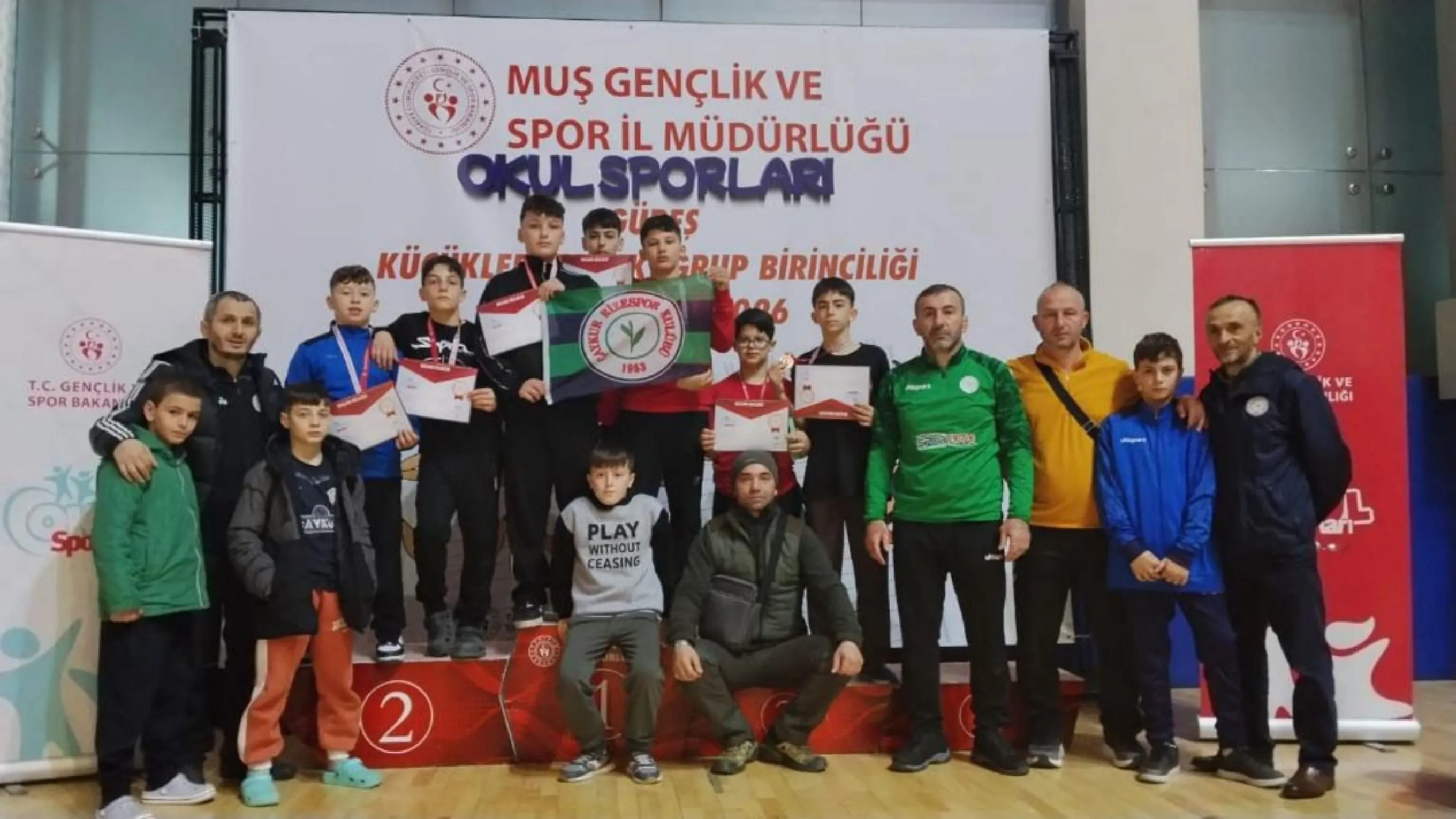 Rizeli Güreşçiler Muş’tan 7 Madalya ile Döndü: Türkiye Şampiyonası Bileti Aldılar