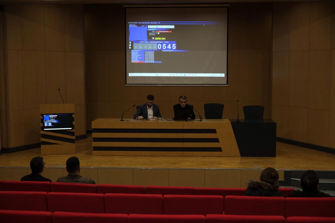 Çorum Belediyesi’nin geçici işçi alımında kura heyecanı