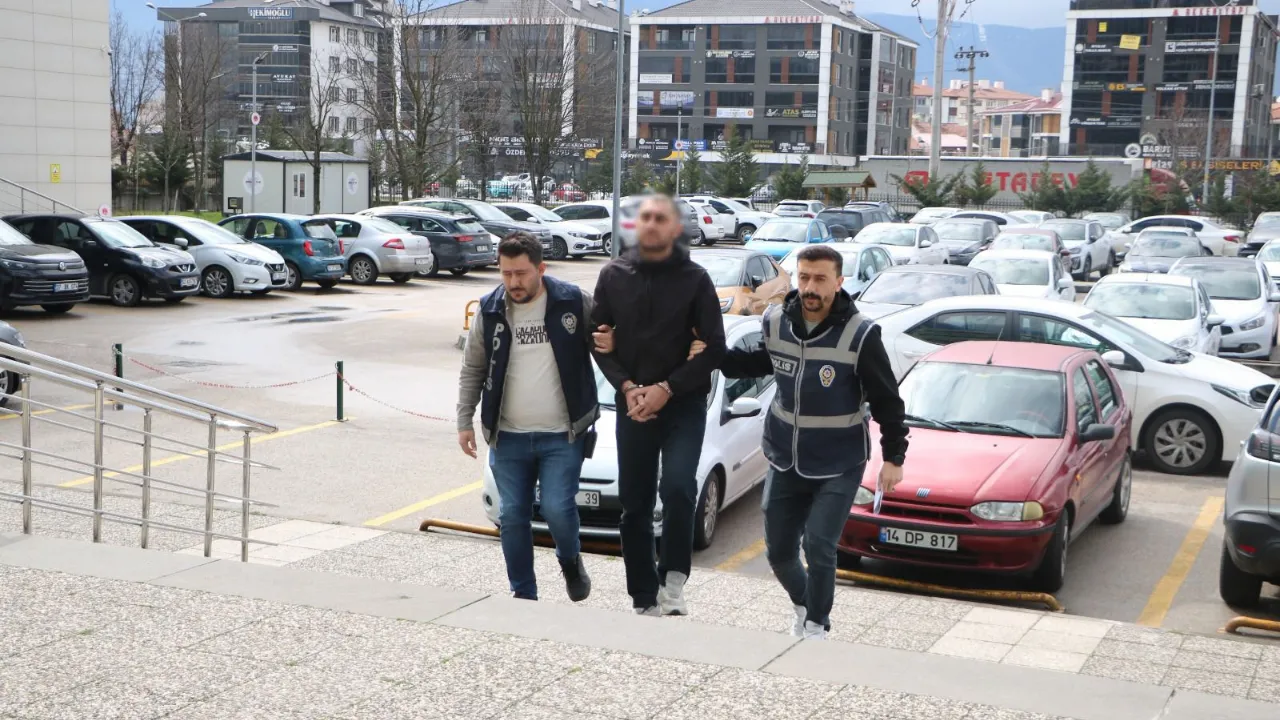 Çaldığı TIR’la gittiği eski sevgilisinin evinden de laptop çaldı