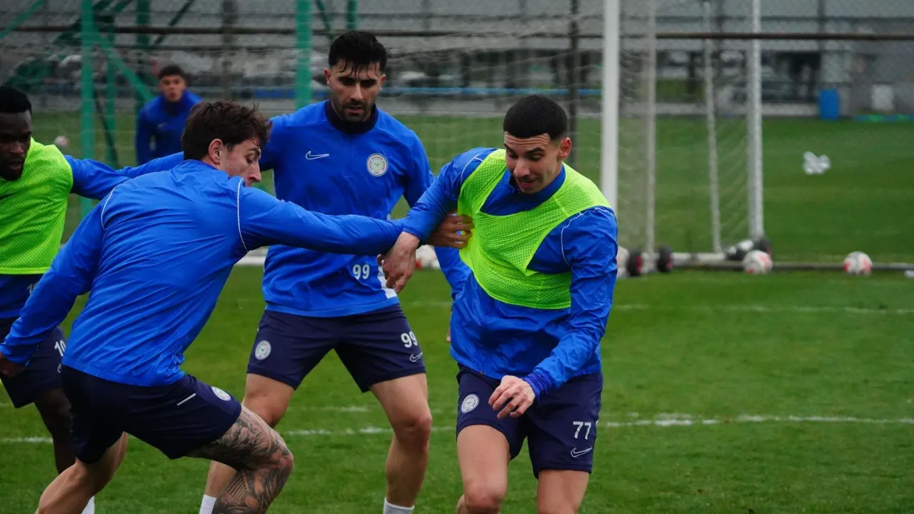 Rizespor, Karagümrük Deplasmanında Kötü Seriyi Sonlandırmak İstiyor