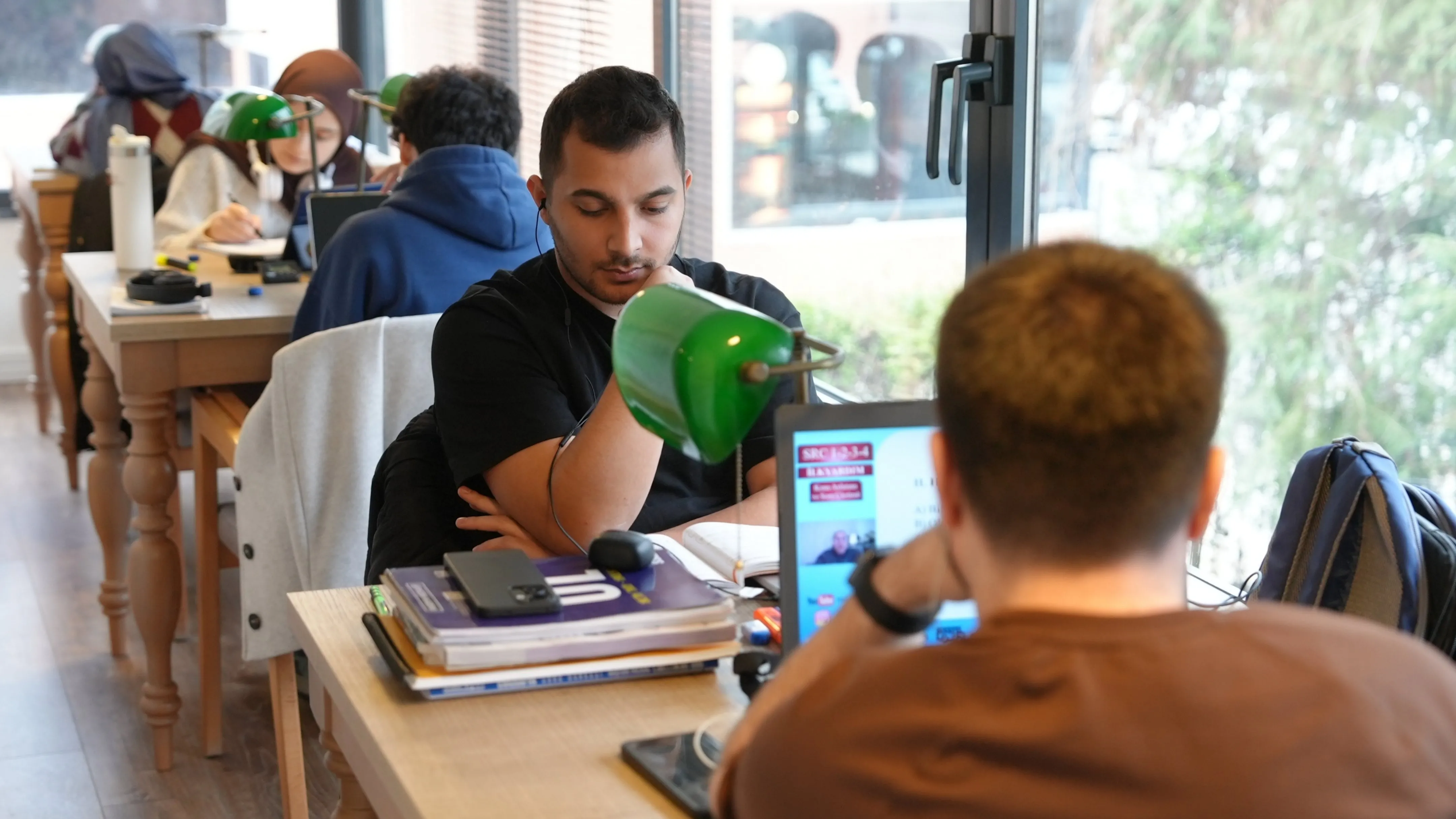 Kütüphane kültürü belediye ve hayırsever işbirliğiyle gelişiyor