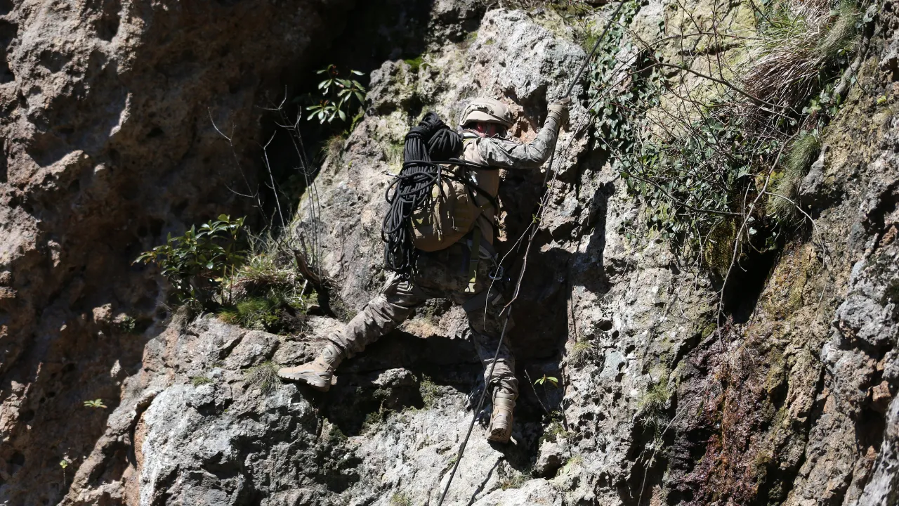 Ordu'da Polis Özel Harekat timi zorlu tatbikat ve eğitimlerle daima göreve hazır