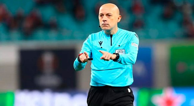 Cüneyt Çakır Kimdir?