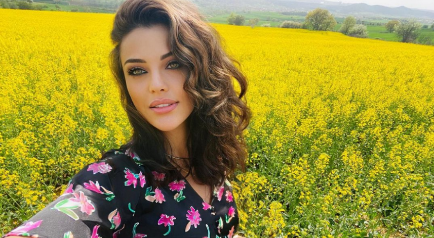 Tuvana Türkay Kimdir?