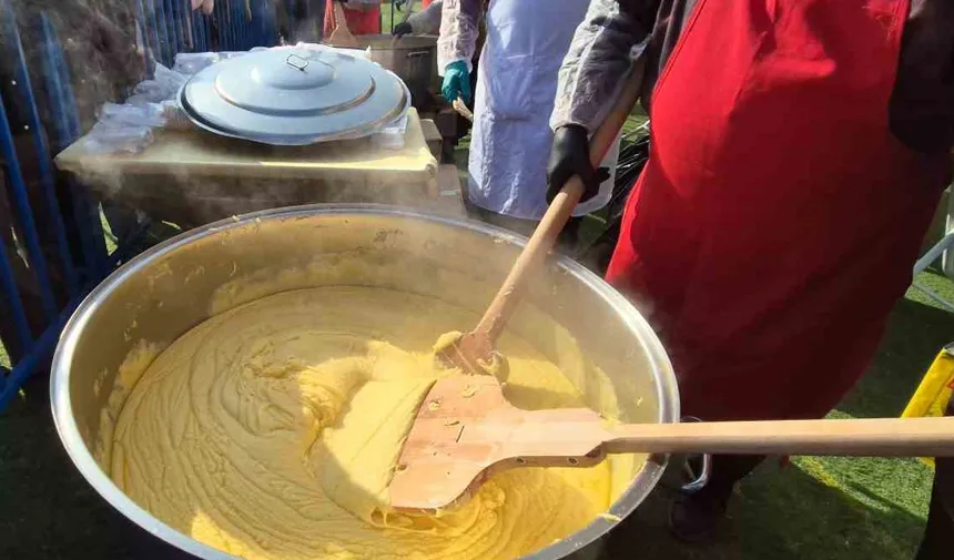 Vatandaşlara 1 ton mıhlama dağıtıldı 